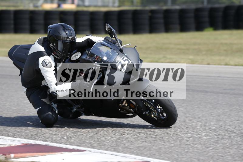 Archiv-2025/49 26.08.2025 Cornu Master School ADR/gruen-vert/75